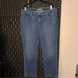 Plus Size Levi’s 414 Classics